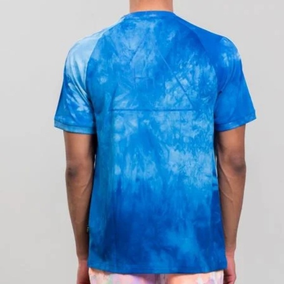 Adidas X Pharrell Williams “Hu Holi” Blue Tie Dye Shirt Large EUC! - Picture 2 of 9